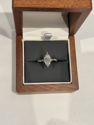 IGI Certified 1.71 CT F VVS2 Lab Grown Marquise Diamond Ring