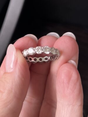 4.20 Carat G VS1 Round Lab-Grown Diamond Ring