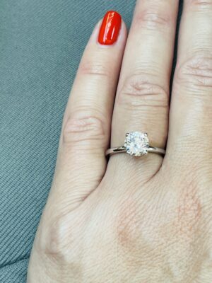 IGI 1.5 Carat I VVS2 Round Lab-Grown Diamond Ring