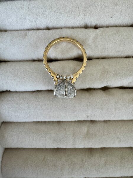 IGI 8 Carat F VS1 Marquise Lab-Grown Diamond Ring - Image 5