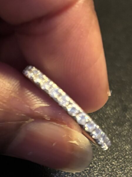 0.59 Carat F SI1 Round Natural Diamond Ring - Image 2