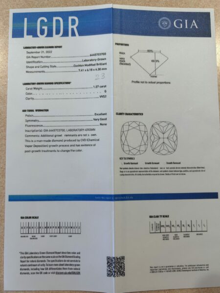 1.57 Carat G VVS2 Cushion Lab-Grown Diamond Ring - Image 4