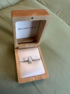 1.67 Carat F VS1 Oval Lab-Grown Diamond Ring