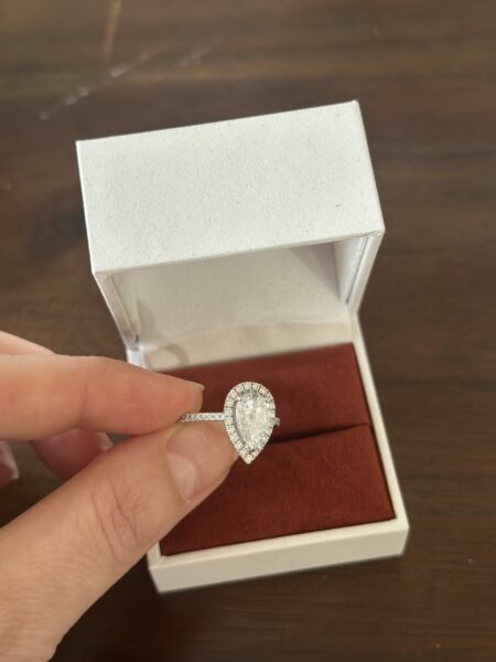 IGI Certified 2 CTW D VVS2 Lab Grown Pear Cut Diamond Ring - Image 8