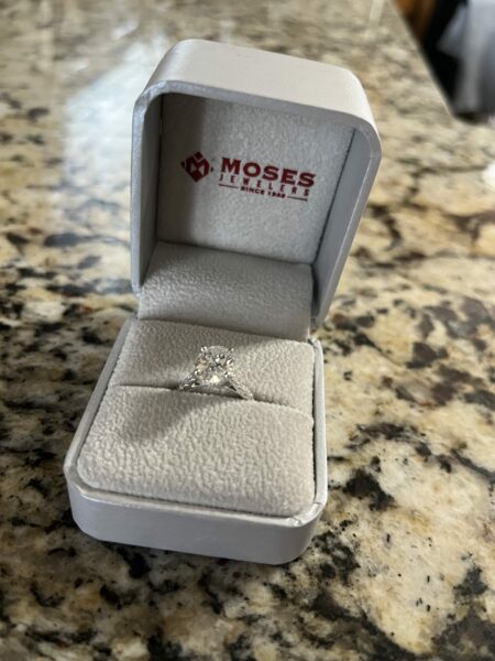 GCAL Certified 2.21 CT G VS1 Oval Lab Grown Diamond Ring - Image 6