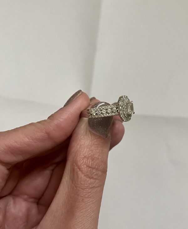 GSI Certified 1.53 CT E VS1 Lab Grown Emerald Cut Diamond Ring - Image 11