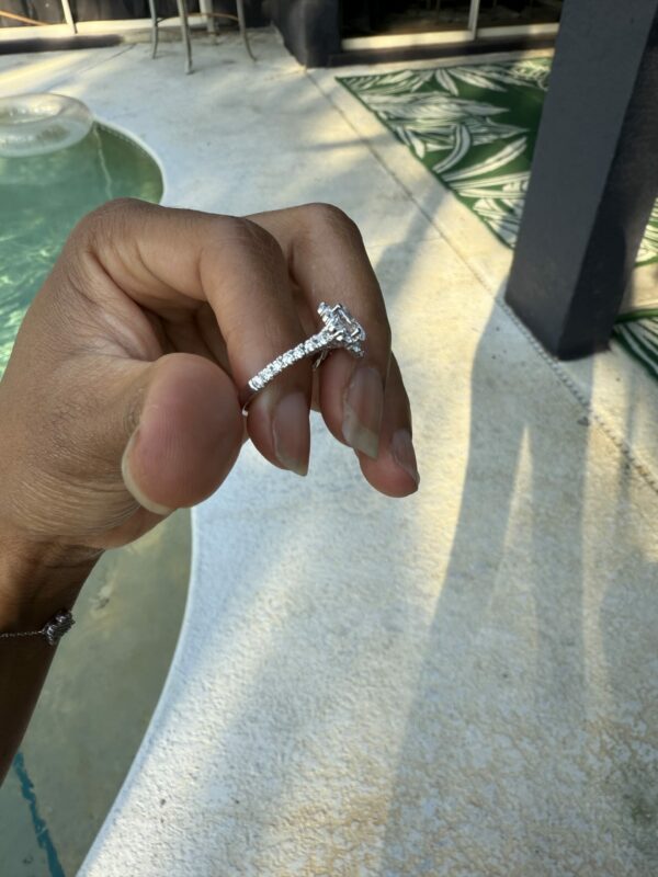 GCAL 1.01 CT E VS2 Lab Grown Oval Diamond Ring - Image 10