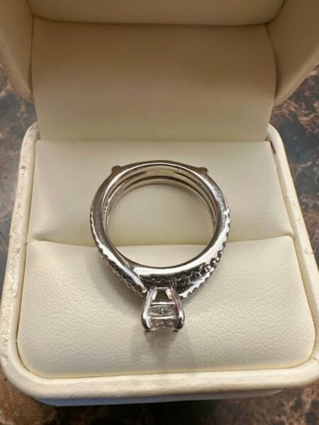 GSI 1.04 Carat F SI2 Cushion Natural Diamond Ring - Image 2