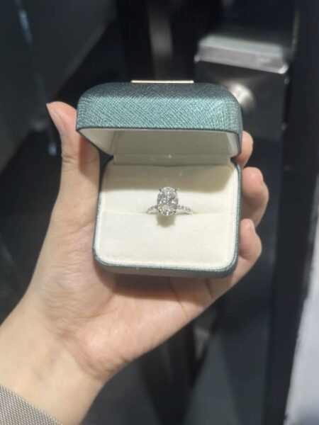 IGI 4.03 Carat D VS1 Oval Lab-Grown Diamond Ring - Image 3
