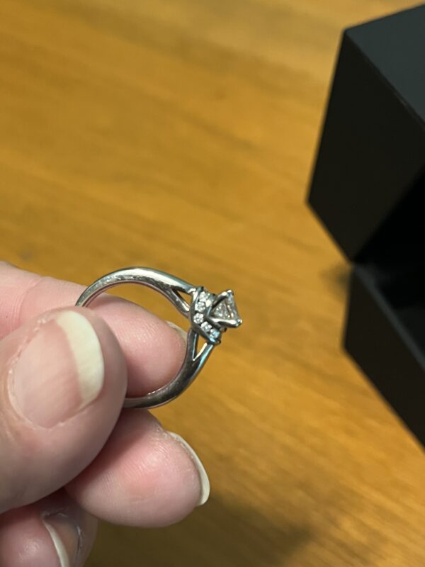 IGI .58 Carat G VS1 Princess Natural Diamond Ring - Image 3