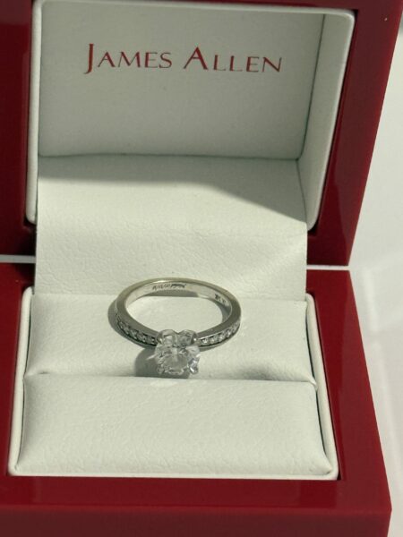 IGI 1.20 Carat E VS2 Round Lab-Grown Diamond Ring - Image 5