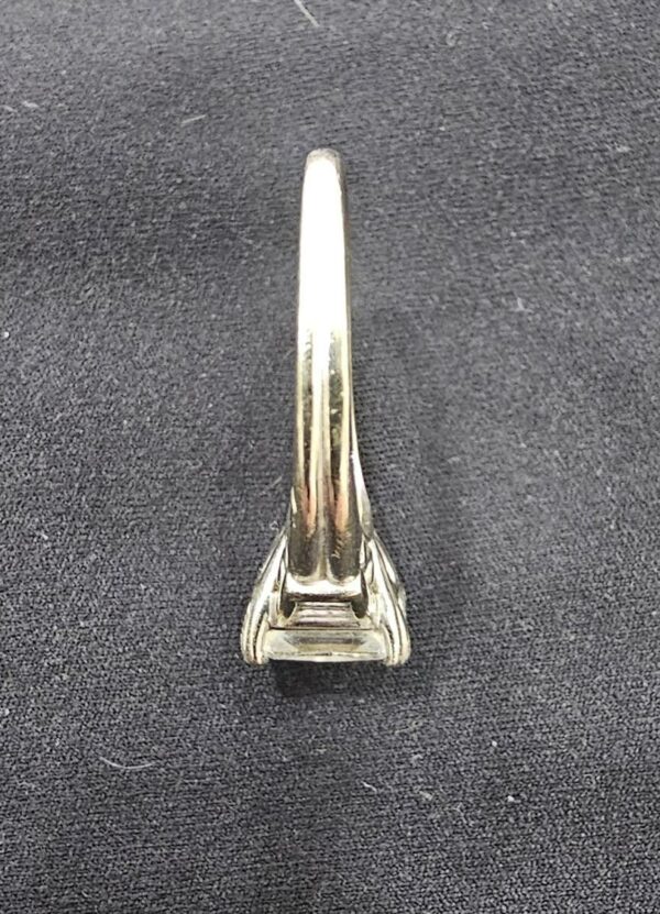 GCAL 1.64 Carat E VVS1 Radiant Lab-Grown Diamond Ring - Image 7