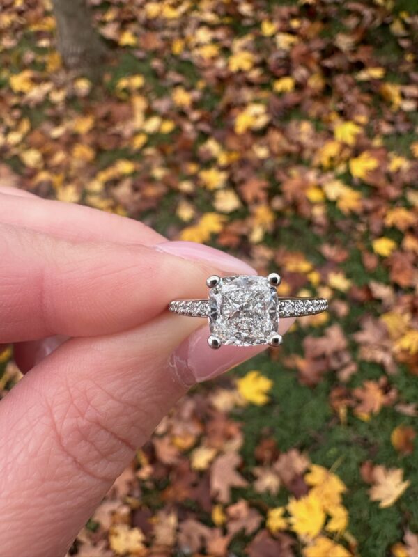 IGI 2.09 Carat E VS2 Cushion Lab-Grown Diamond Ring - Image 4