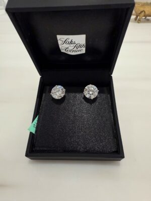 IGI 8 Carat G VS1 Round Lab-Grown Diamond Earrings