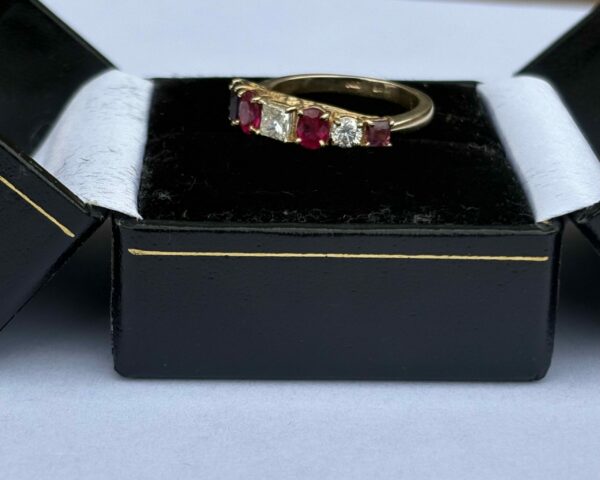1.45 CT G VS1 Princess Cut Natural Diamond Ring - Image 4