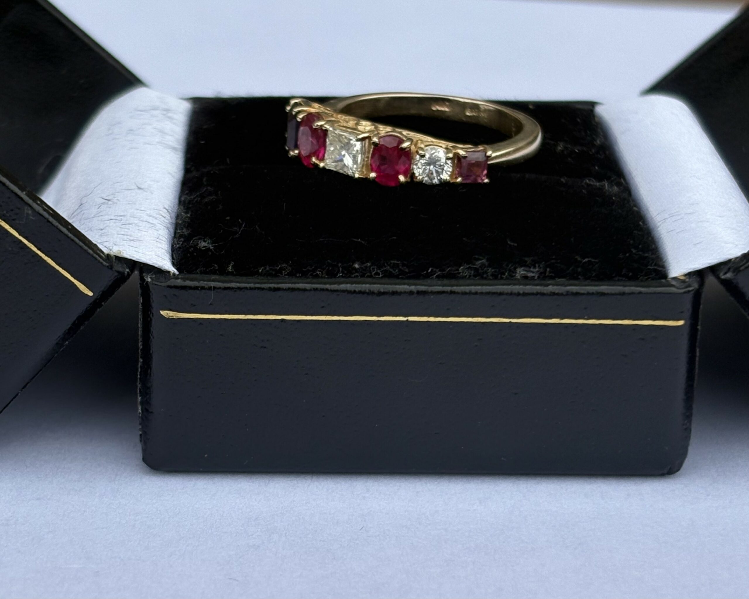 1.45 CT G VS1 Princess Cut Natural Diamond Ring - Image 4