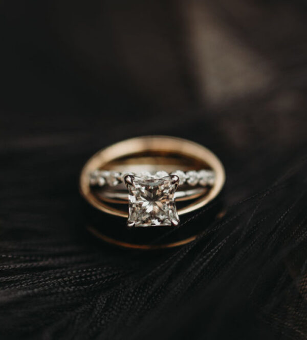 IGI 2.3 Carat G VS1 Princess Lab-Grown Diamond Ring - Image 3