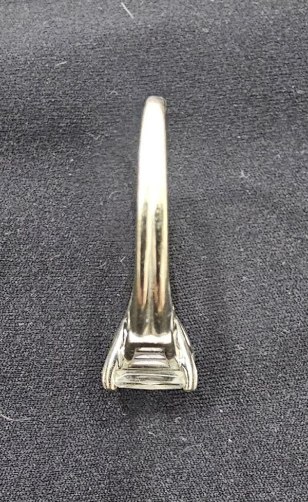GCAL 1.64 Carat E VVS1 Radiant Lab-Grown Diamond Ring - Image 5