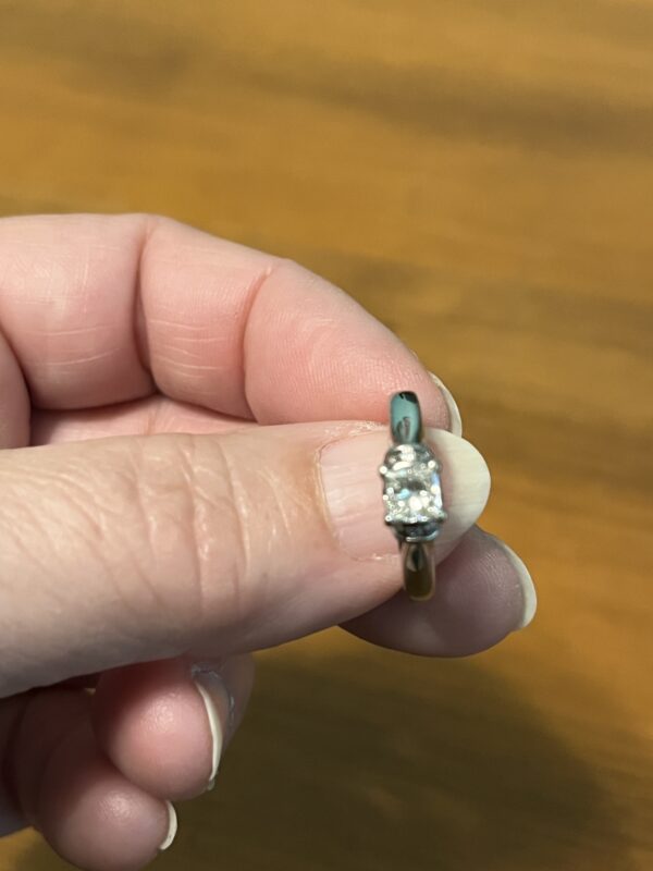 IGI .58 Carat G VS1 Princess Natural Diamond Ring - Image 8