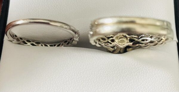 GCAL 1.02 CT F VS1 Lab Grown Princess Cut Diamond Ring and Matching Band - Image 8
