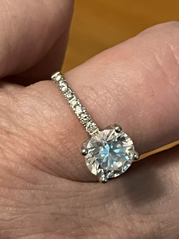 IGI 2.25 Carat I SI2 Round Lab Grown Ring - Image 8