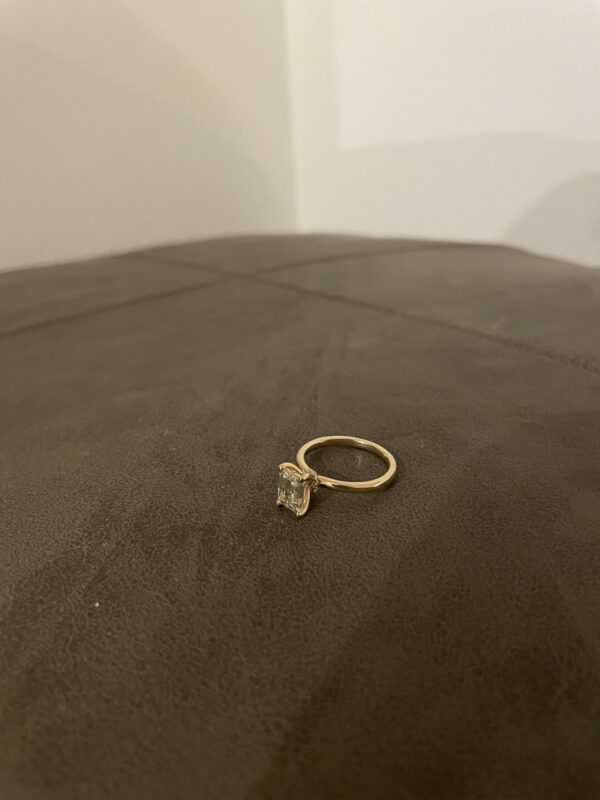 IGI 2.01 Carat K VS1 Emerald Natural Diamond Ring - Image 6