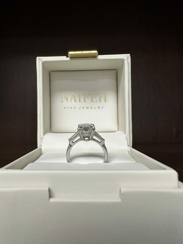 3.10 Carat D VVS2 Oval Lab-Grown Diamond Ring - Image 6