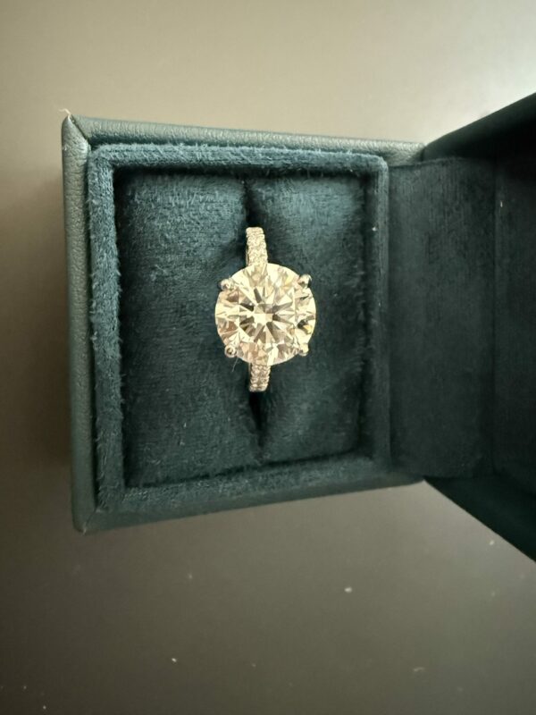 IGI 3.50 Carat G VS1 Round Lab Grown Ring