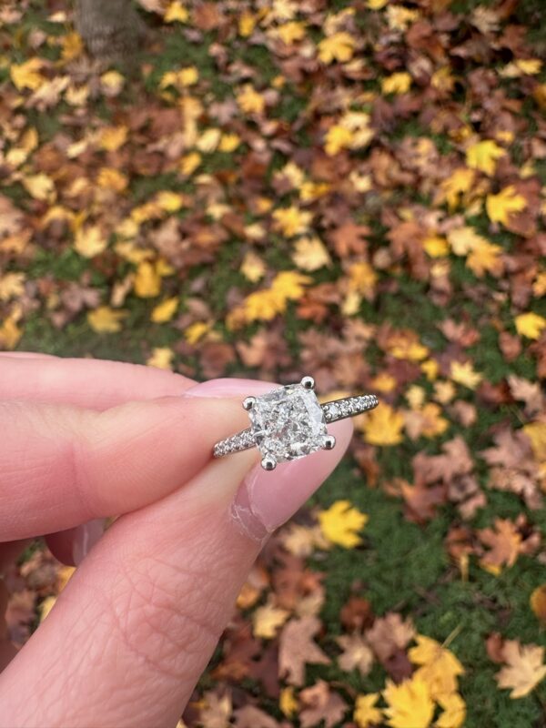 IGI 2.09 Carat E VS2 Cushion Lab-Grown Diamond Ring - Image 2