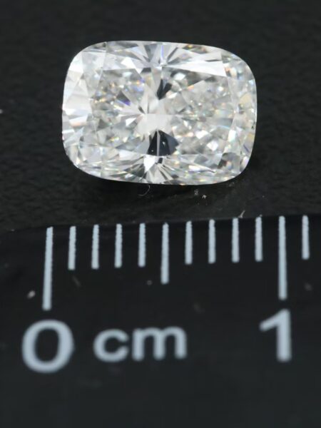 IGI 1.69 Carat F VS1 Cushion Lab-Grown Diamond Loose Diamond