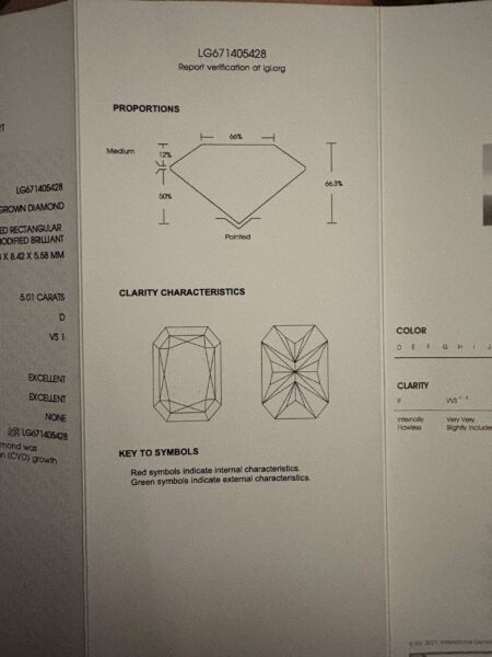 IGI 5.01 D VS1 Lab Grown Radiant Diamond Ring - Image 5