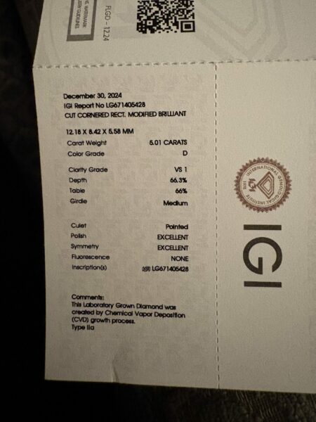 IGI 5.01 D VS1 Lab Grown Radiant Diamond Ring - Image 2