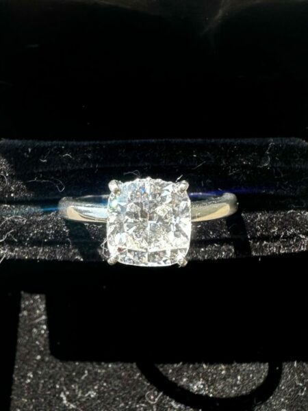 IGI 3.01 Carat D VS1 Cushion Lab Grown Ring - Image 2