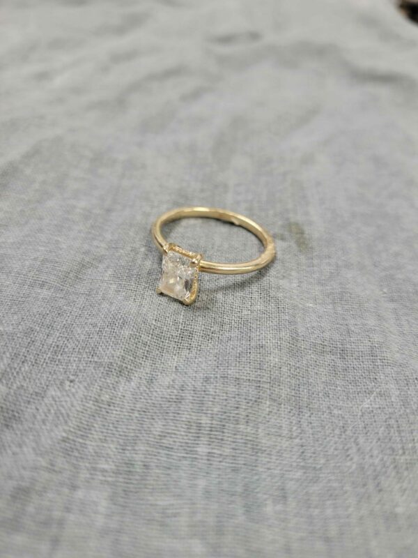 Not Sure/Unknown 1.72 Carat D VVS2 Radiant Lab Grown Ring - Image 2