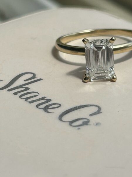 IGI 2.12 Carat F VVS2 Emerald Lab Grown Ring