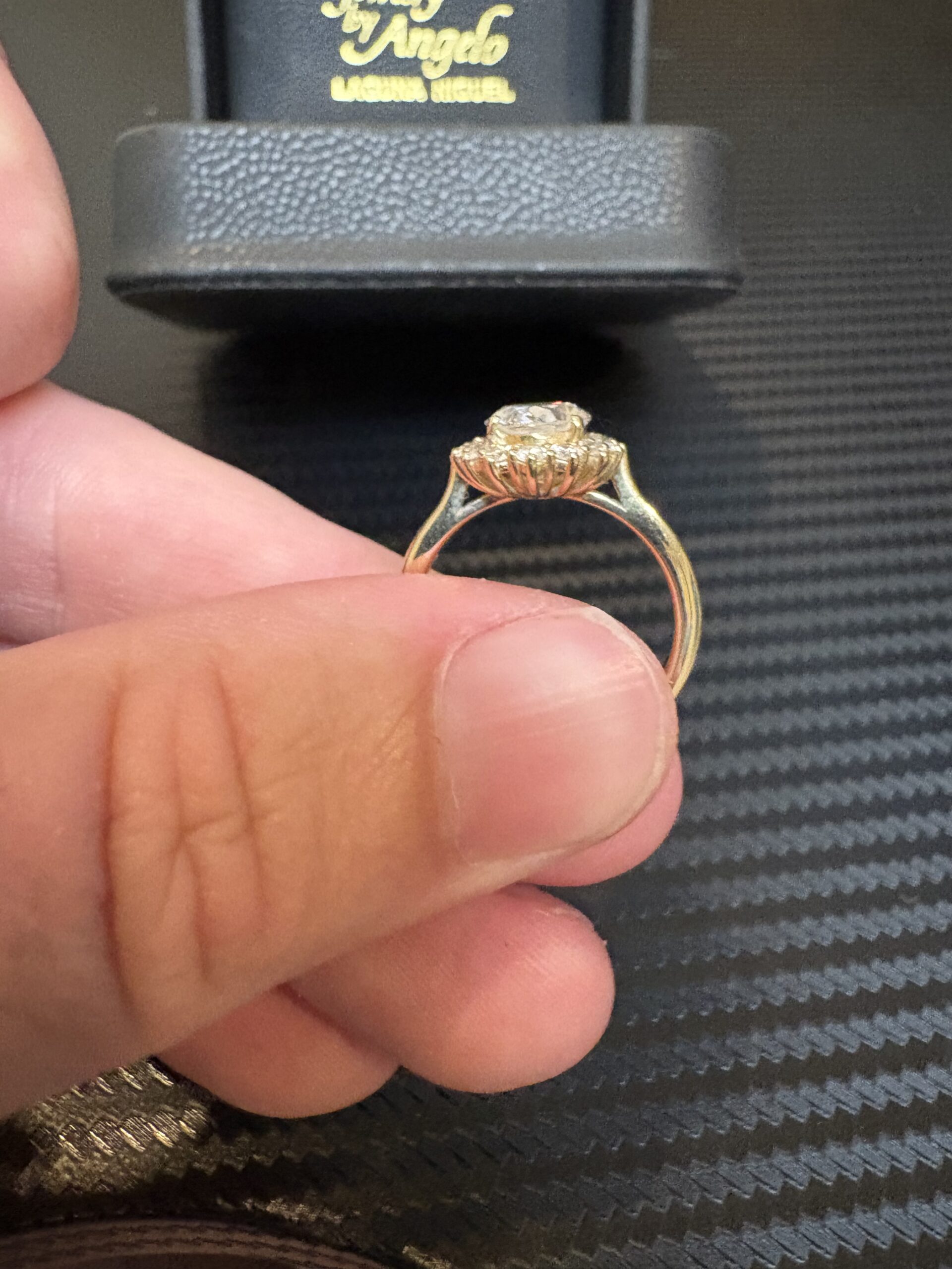 IGI 1.61 Carat D IF Oval Lab Grown Ring - Image 2