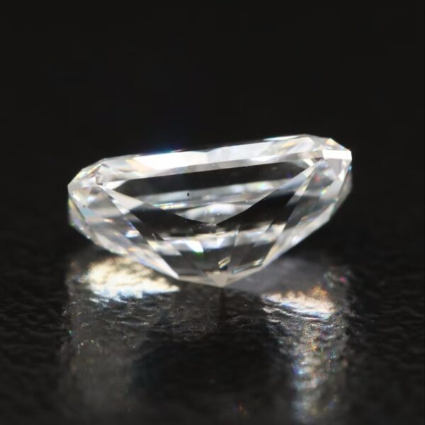 IGI 1.59 Carat F VS1 Radiant Lab Grown Loose Diamond - Image 6