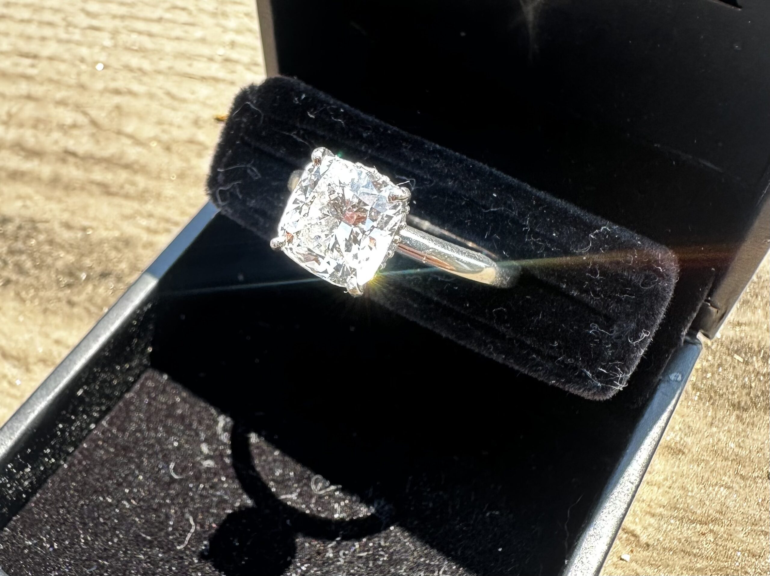 IGI 3.01 Carat D VS1 Cushion Lab Grown Ring - Image 10
