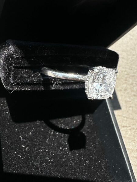 IGI 3.01 Carat D VS1 Cushion Lab Grown Ring - Image 9