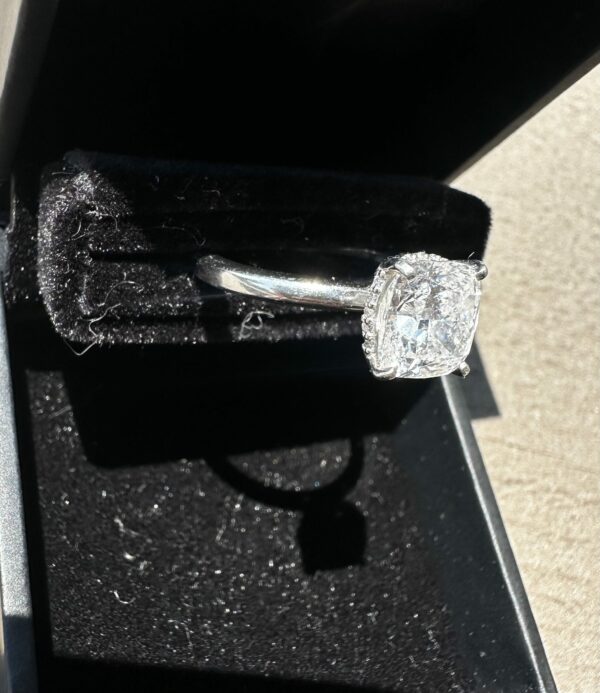 IGI 3.01 Carat D VS1 Cushion Lab Grown Ring - Image 9