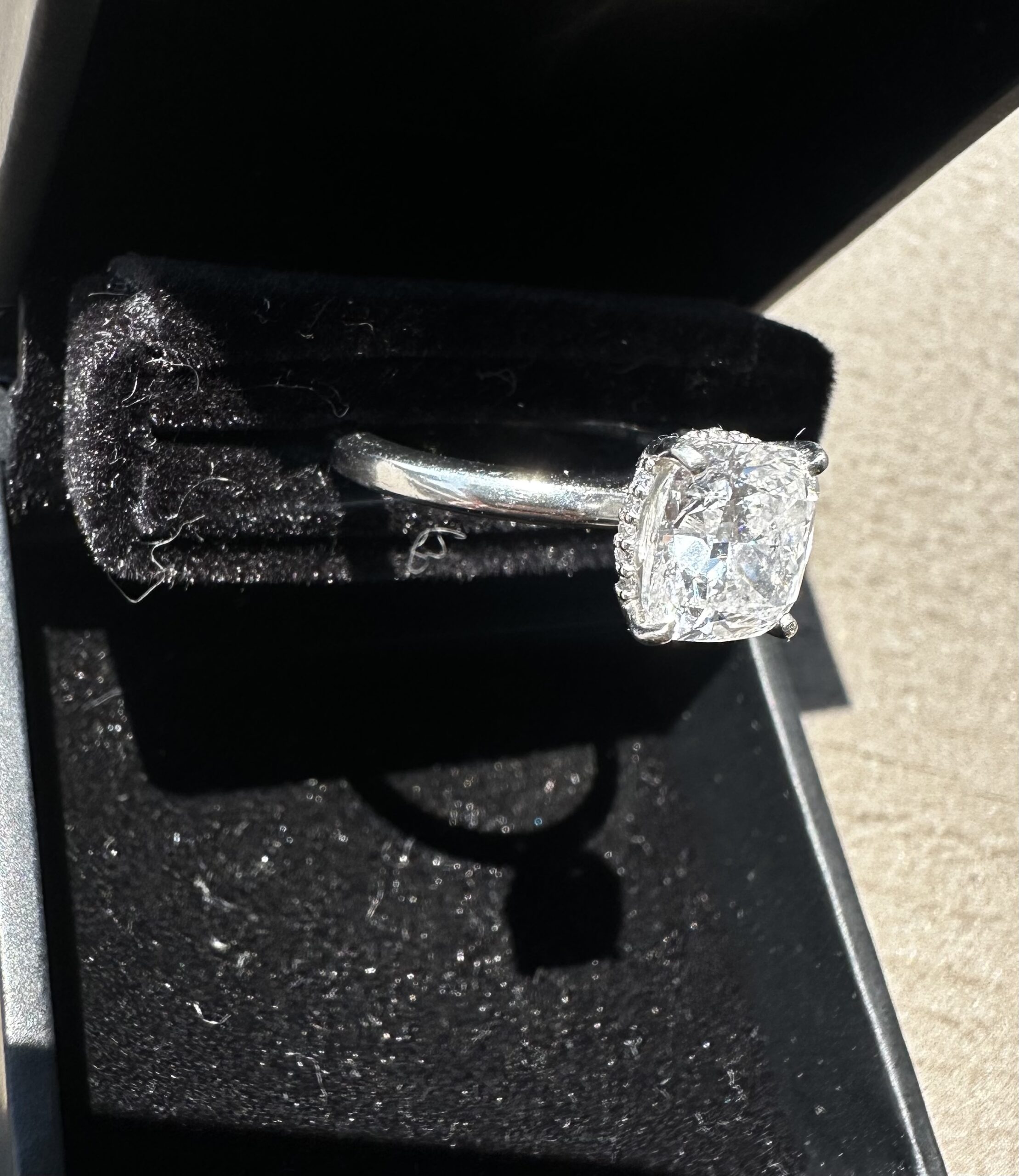 IGI 3.01 Carat D VS1 Cushion Lab Grown Ring - Image 9