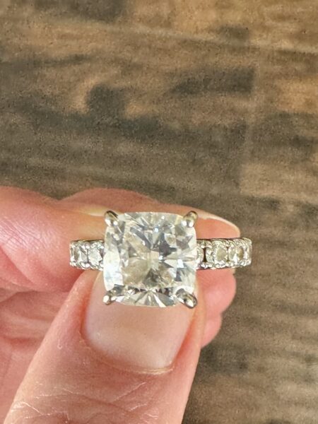 2.5 Carat E VS1 Cushion Lab Grown Ring - Image 2