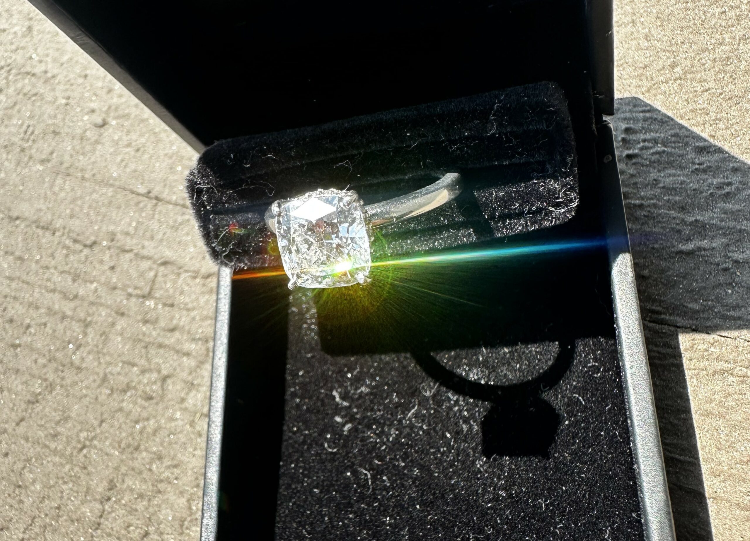IGI 3.01 Carat D VS1 Cushion Lab Grown Ring - Image 3