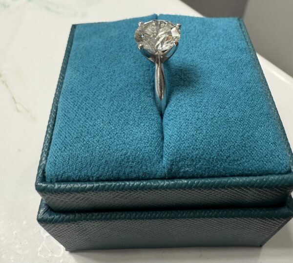 IGI 3.01 Carat J SI1 Round Lab Grown Ring - Image 4