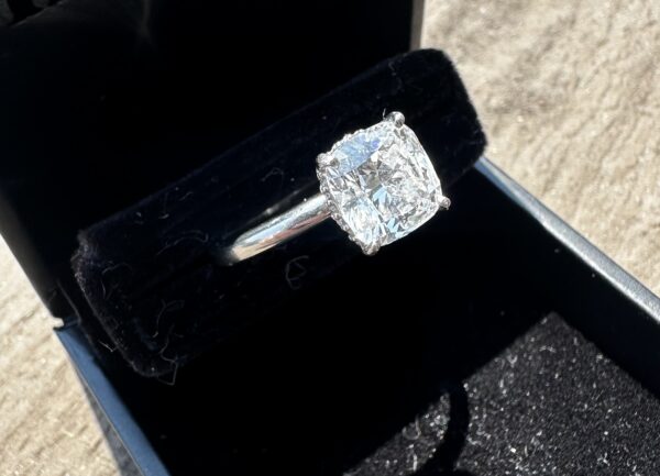 IGI 3.01 Carat D VS1 Cushion Lab Grown Ring - Image 11