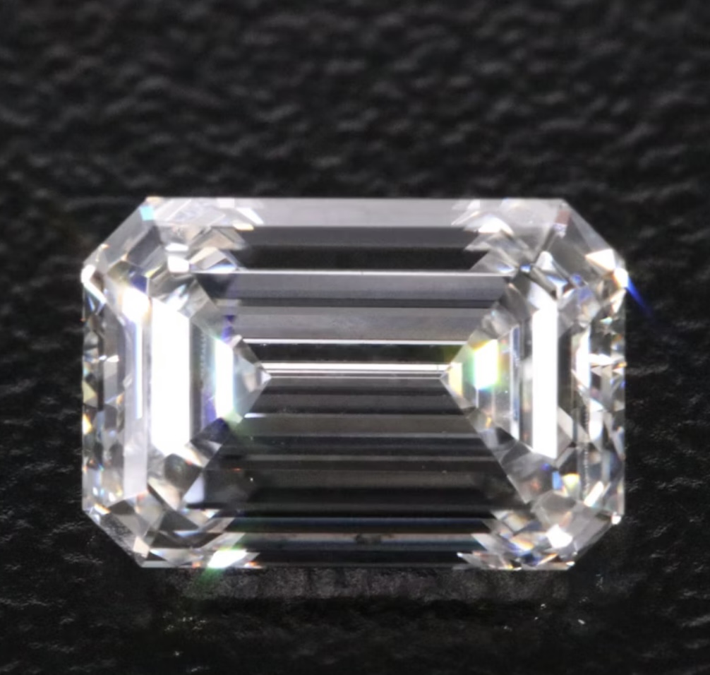 IGI 1.43 Carat H VS2 Emerald Lab Grown Loose Diamond - Image 5