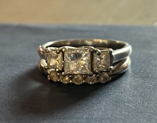 Not Sure/Unknown 1.2 Carat D SI2 Princess Lab Grown Ring - Image 1