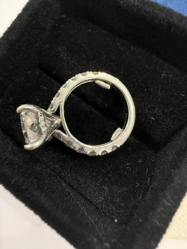 IGI 5.68 Carat E VS1 Cushion Lab Grown Ring - Image 6