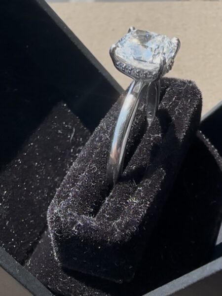 IGI 3.01 Carat D VS1 Cushion Lab Grown Ring - Image 5