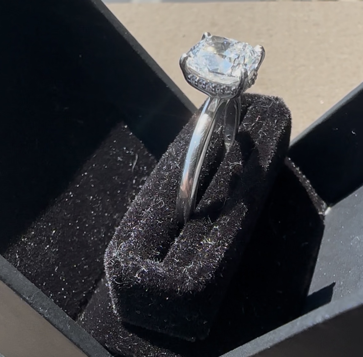 IGI 3.01 Carat D VS1 Cushion Lab Grown Ring - Image 5